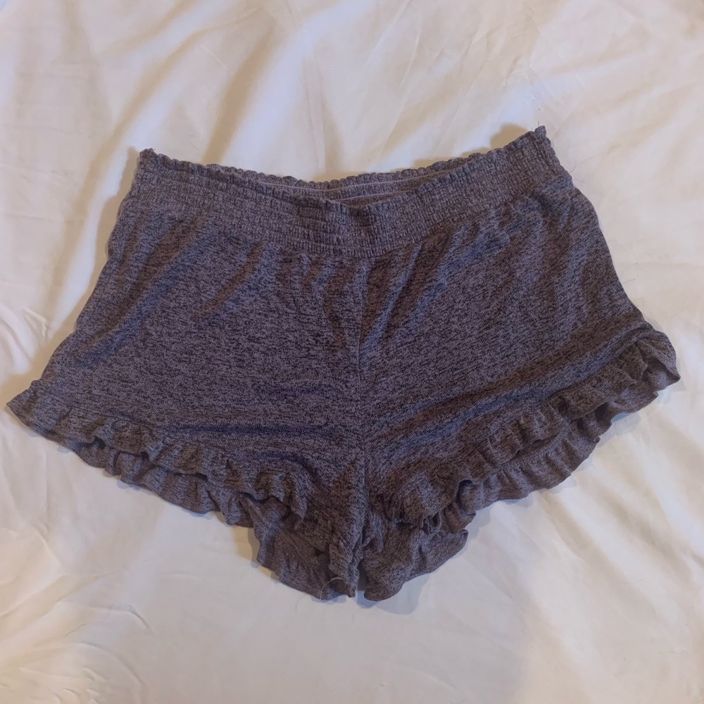 Ruffles comfortable shorts
